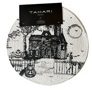 Tahari Halloween HAUNTED HOUSE Placemats 15in Set of 4 Round Black & White NE